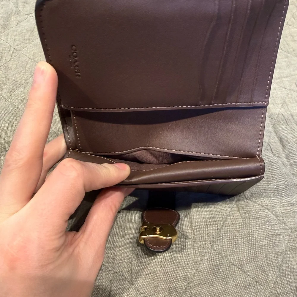 Coach Leather Wallet in Maple - Picture 5 of 9
